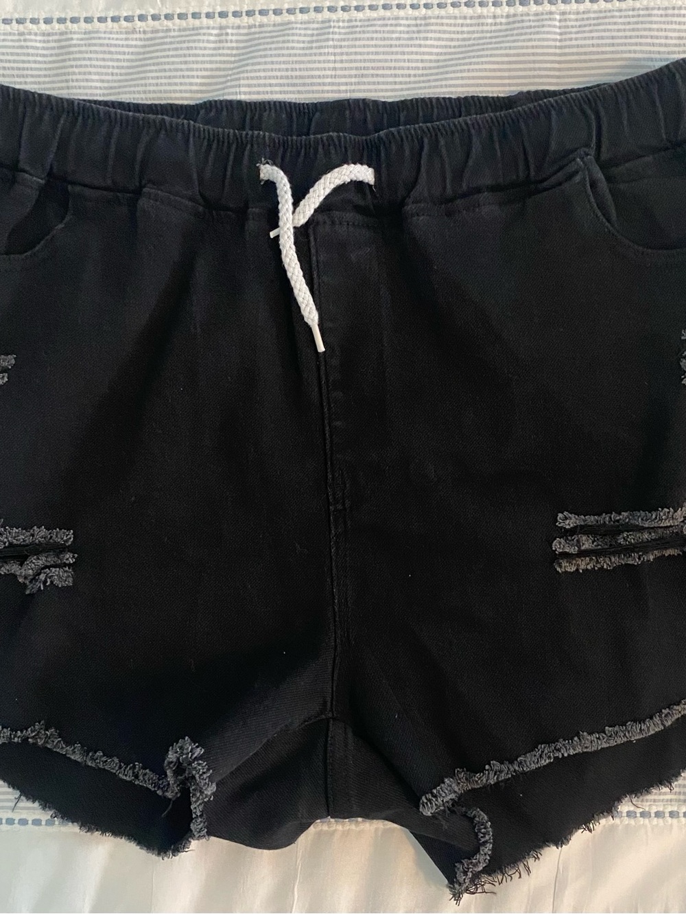 SHEIN Black Distressed Drawstring Women’s Shorts